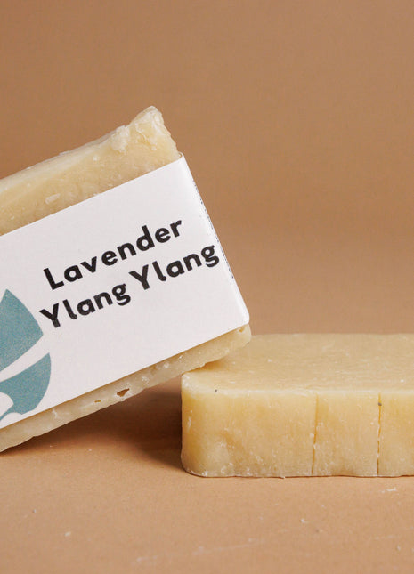 Lavande + Ylang Ylang - Barre de savon naturelle pour peaux normales à sèches