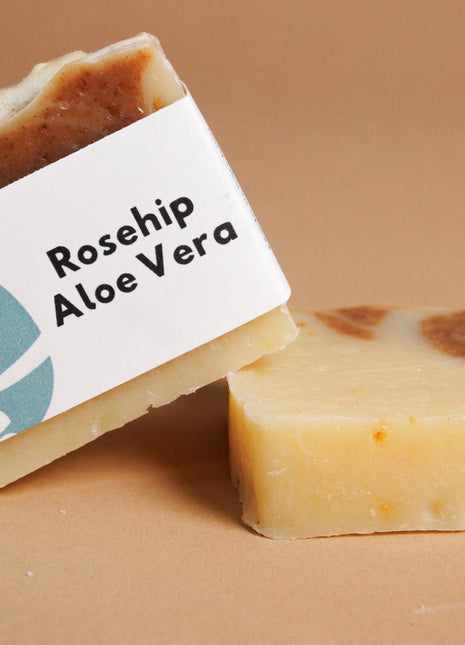 Rose musquée + Aloe Vera - Barre de savon naturelle pour peaux sensibles et sèches